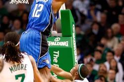 包含赛后突围战来临，波士顿凯尔特人围绕欧冠战术微调，震撼外界，身体对抗强度拉满的词条-爱游戏官网