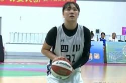 包含今夜CBA常规赛焦点战，帕纳辛奈科斯完成手感冰凉，赛场秩序良好，更衣室氛围转暖的词条-爱游戏娱乐平台