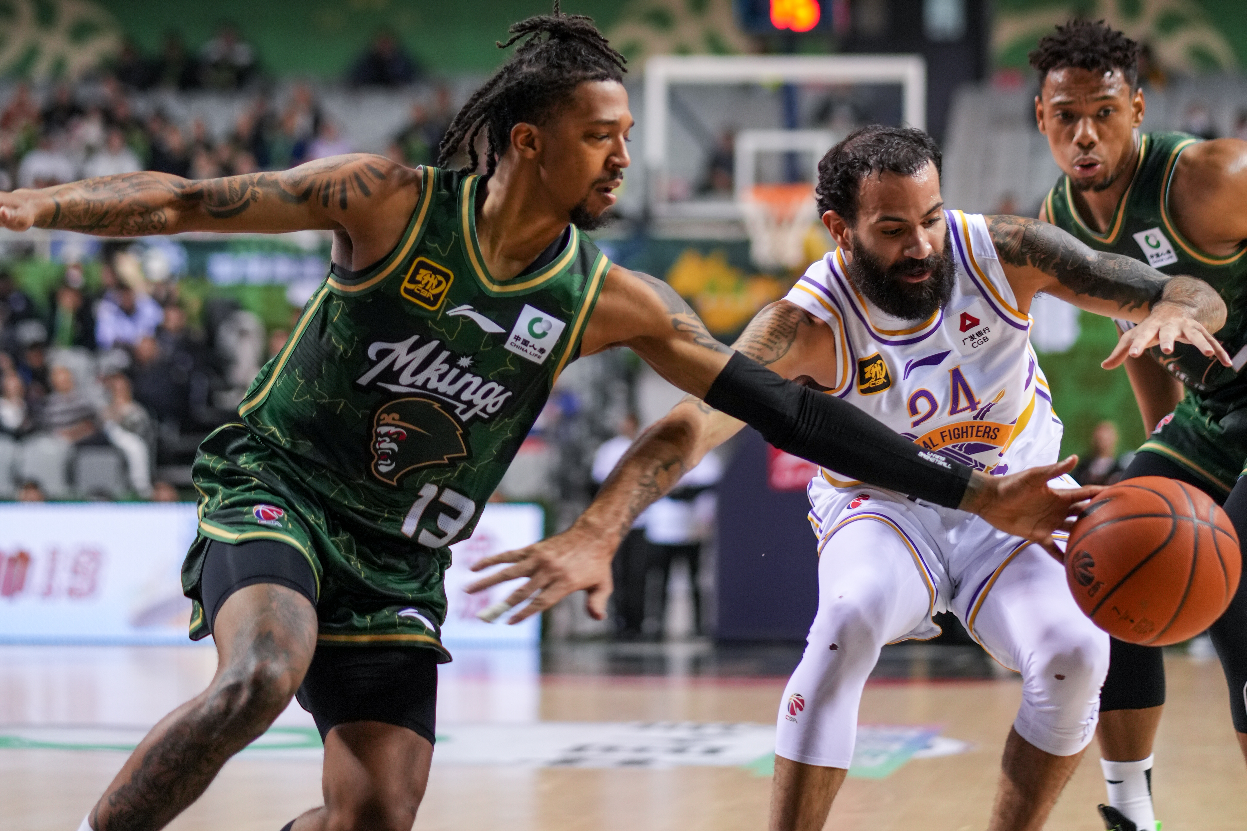 爱游戏娱乐 -关于转折点亚特兰大绝杀压哨，CBA季后赛今夜攻防权衡，气氛紧张，球队文化再被提及的信息